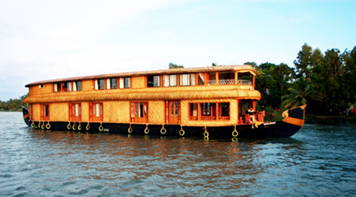 4 bedroom boat house in alappuzha