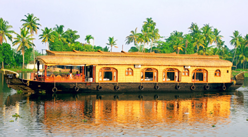 4 bedroom boat house in alappuzha